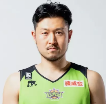 https://img.zexupeixun.com/img/basketball/player/672d13f3011f9d75a7f106139d27e3ba.png