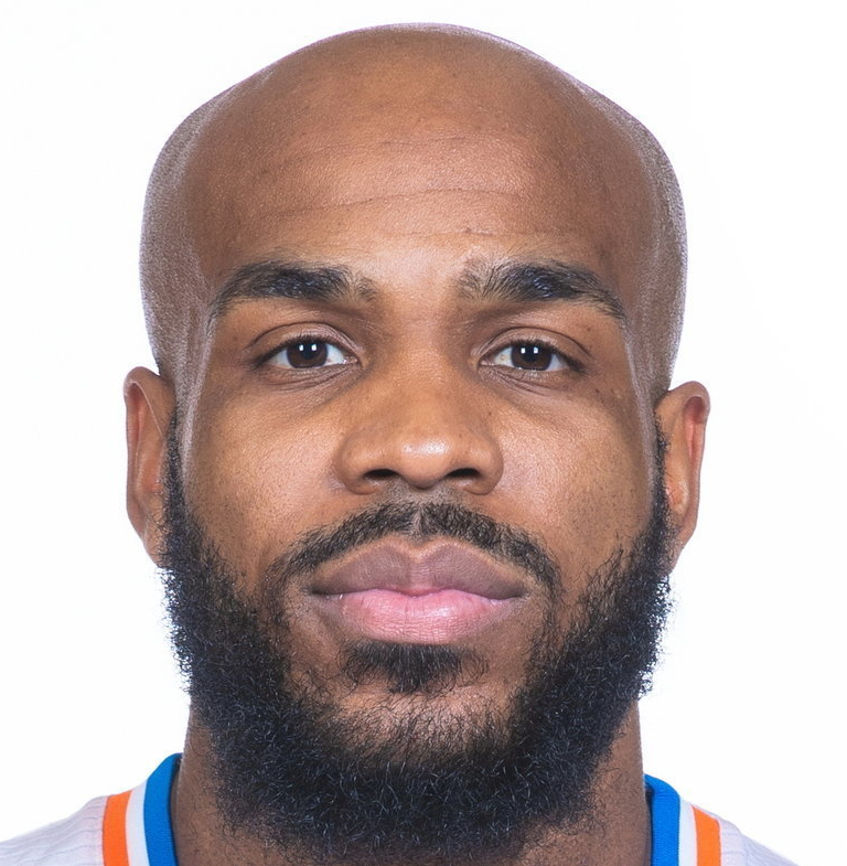 https://img.zexupeixun.com/img/basketball/player/a96423329b62045399a86c0a39fc472d.png