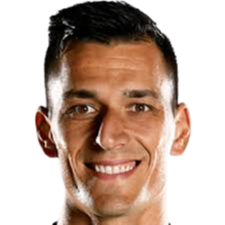 https://img.zexupeixun.com/img/football/player/f6a05f516f45936565c7270040514956.png